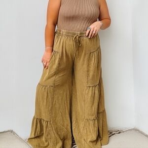 Blue Velvet Olive Green Tiered Wide-Leg Palazzo Pants